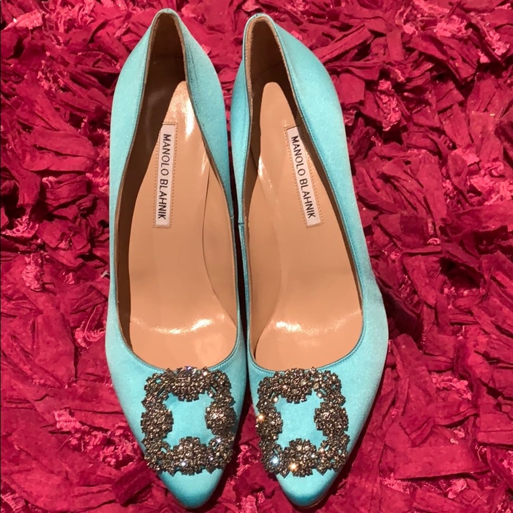 Manolo Blahnik ‘Hangisi’ pumps *NEVER WORN* teal